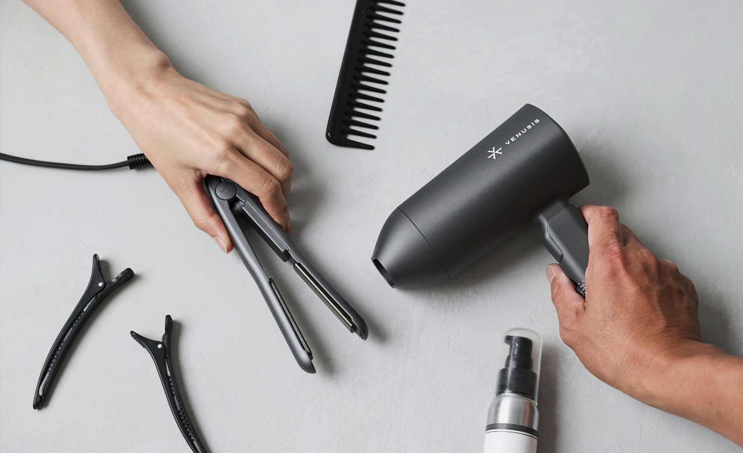 ヴィナシス 高品質な遠赤イオンドライヤー/ヘアアイロン