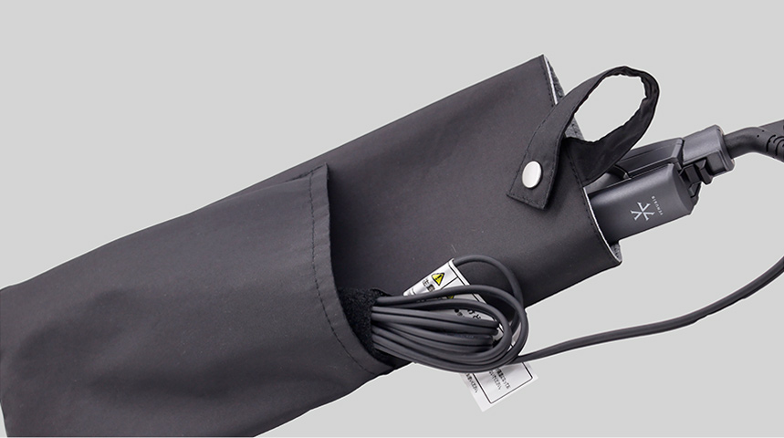 コードもスッキリ収納